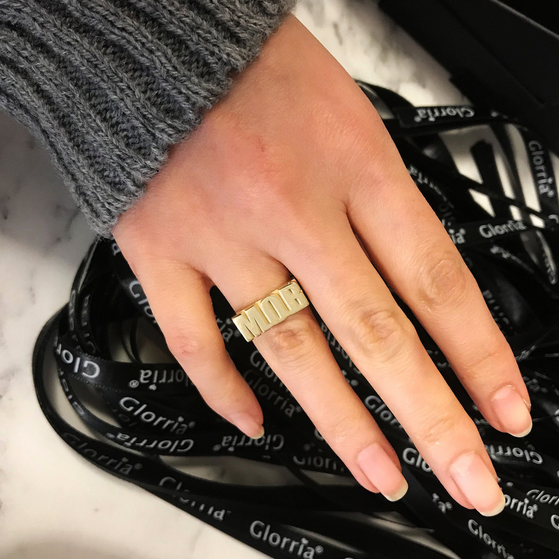 Custom Gold Gothic Rings for M - Initial Ring Custom 评论和价格